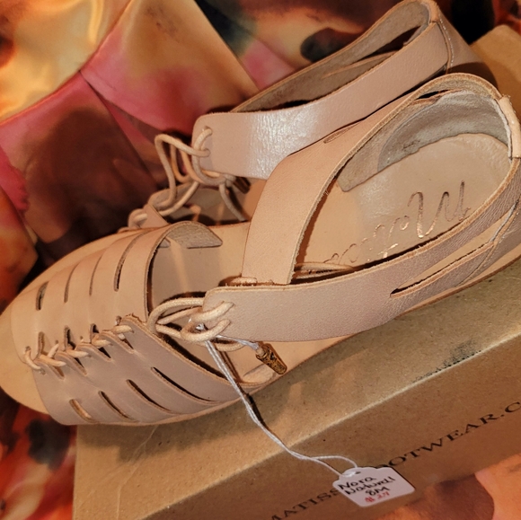 Matisse Footwear Sandals - Picture 3 of 4